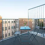 Hotel B-hotel 3*