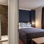 Hotel B-hotel