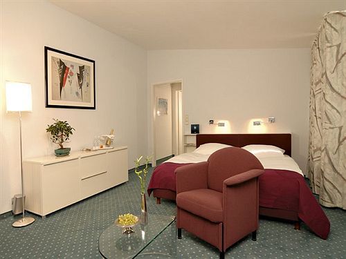 B-hotel 3* Düsseldorf